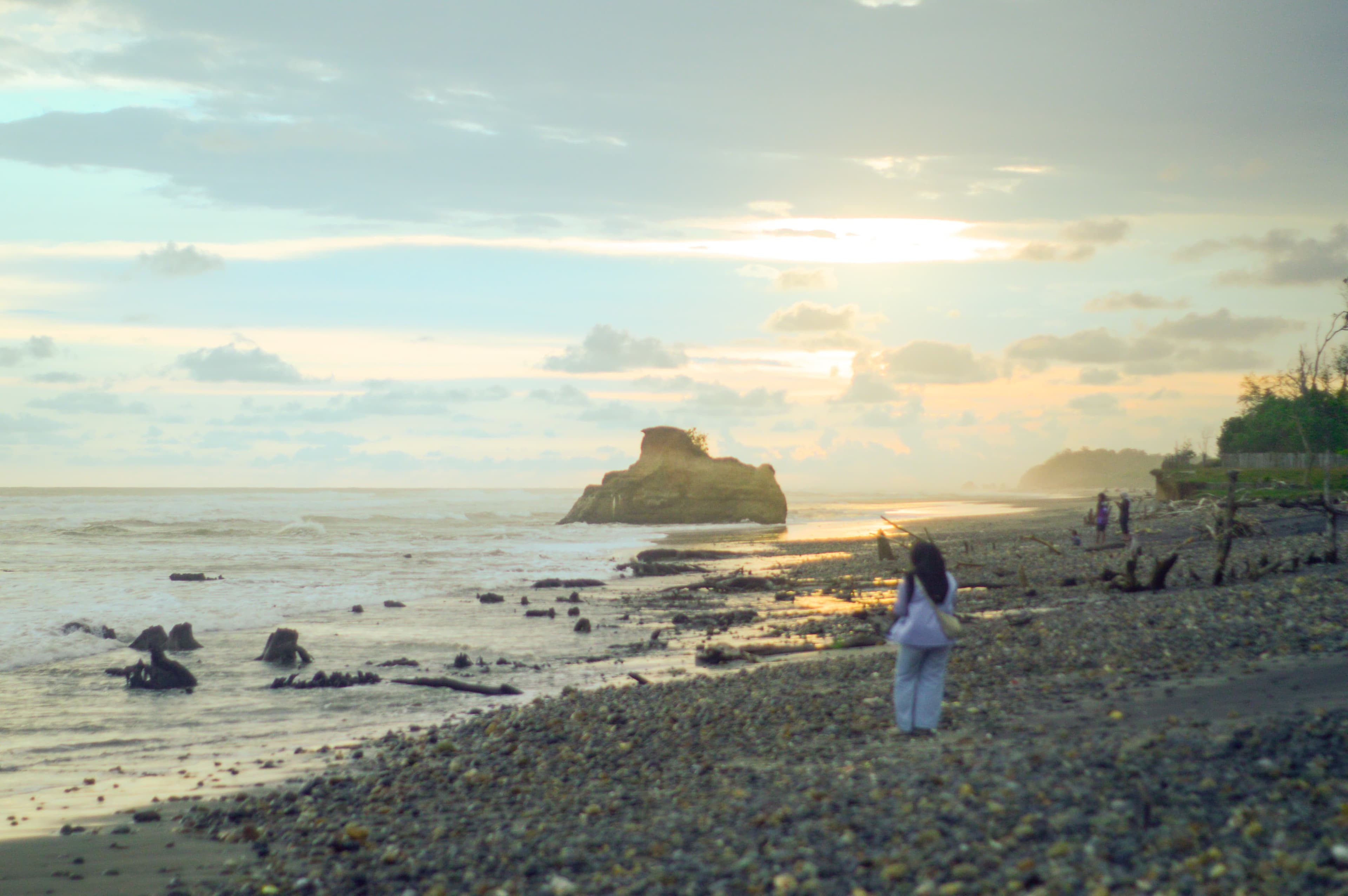 Desa Wae Ia - Aerial view of village with hills and traditional houses